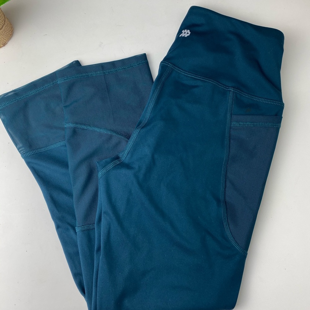 All in motion active leggings women’s/teens Sz XS Bundle package deal!! - Picture 3 of 9